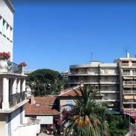 With One Bedroom In With Wonderful City View Furnished Balcony And Wifi Διαμέρισμα Αντίμπ